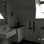 住宿加早餐酒店 Sweethome 2*