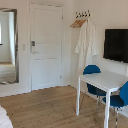 Bed & Breakfast Sweethome 2*