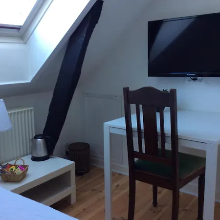 Bed & Breakfast Sweethome 2*