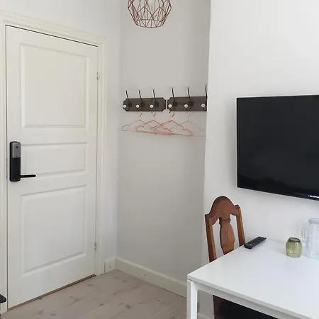 فندق مبيت وإفطار Sweethome إيسبيرغ